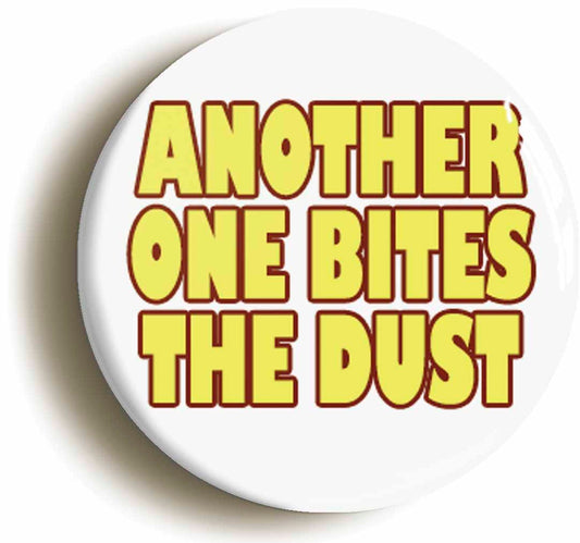 A picture of a fridge magnet