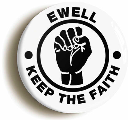A picture of a fridge magnet