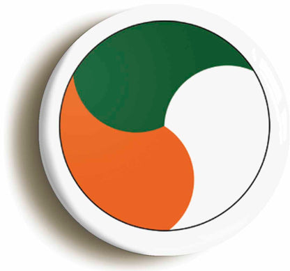 A picture of a fridge magnet