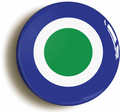 A picture of a fridge magnet