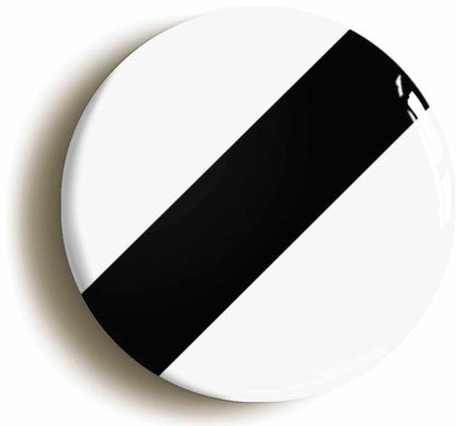 A picture of a fridge magnet